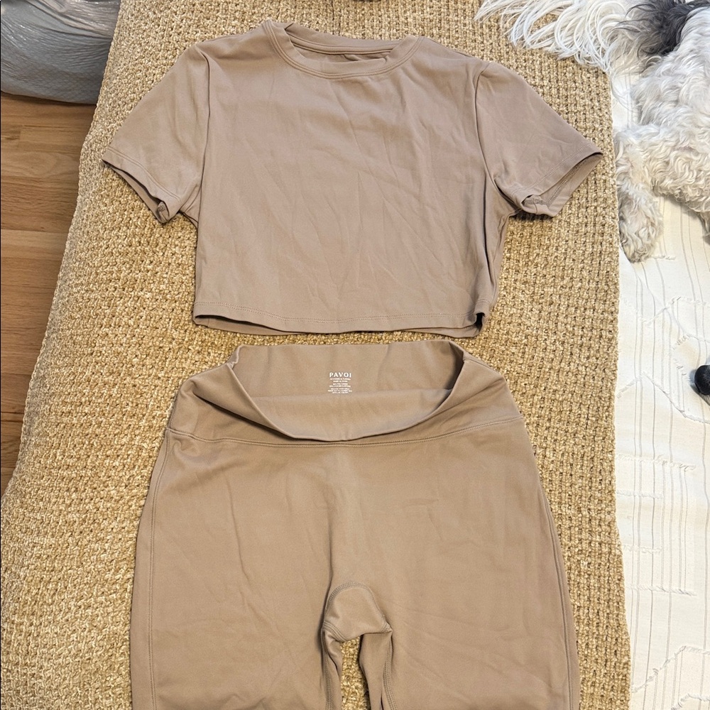 PAVOI Two-Piece Crop Top & High-Waist short Set - Taupe